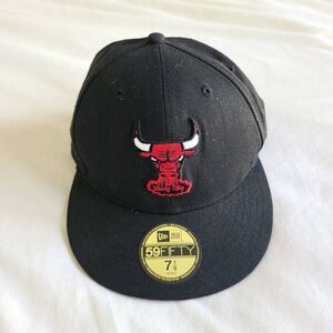 59Fifty Windy City Hat Mens 7 1/8 Black Beanie Chicago Bulls New Era Sports Wear